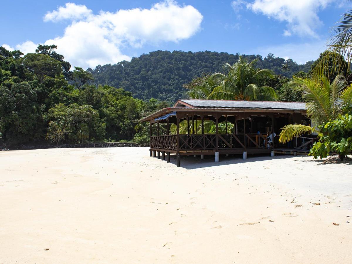 Bushman Tioman Hotel Kampong Juara Luaran gambar