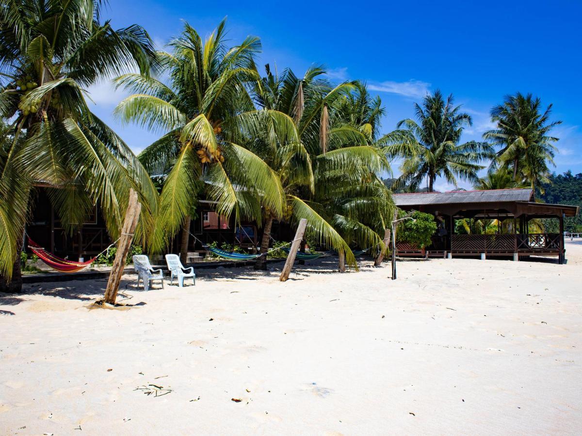 Bushman Tioman Hotel Kampong Juara Luaran gambar