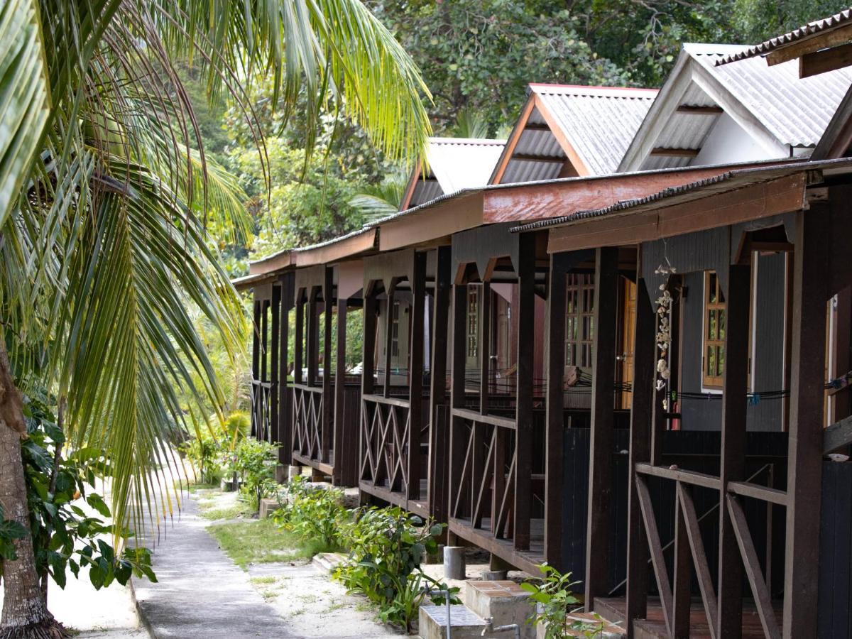 Bushman Tioman Hotel Kampong Juara Luaran gambar